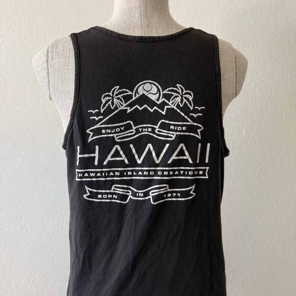 Hawaii Graphic Black Sleeveless Top
